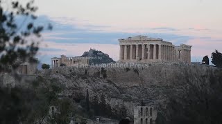 Greece's famed Parthenon free of scaffolding for first time in decades