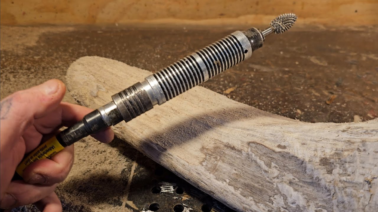 How I clean up old driftwood with power carvers.