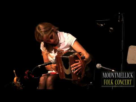 Sharon Shannon Galway Girl & Tune for a Found Harmonium Mountmellick Folk Concert