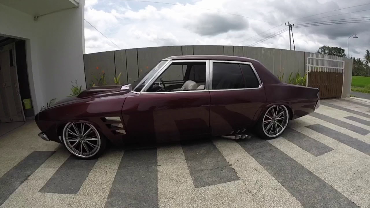 Holden Statesman HQ - YouTube