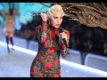 Million Reasons (Live from the Victoria’s Secret 2016 Fashion Show)