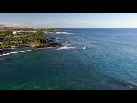 Video: Ik Heb Het Grootste Deel Van Mijn Leven Het Surfen Op Hawaii Vermeden. Hier Ben Ik Van Mening Veranderd. - Matador-netwerk