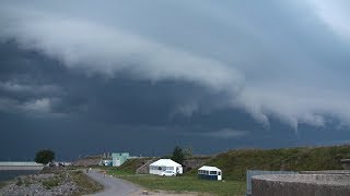 РЕДКОЕ ПОГОДНОЕ ЯВЛЕНИЕ - ШКВАЛОВЫЙ ВОРОТ | UNUSUAL WEATHER - UNUSUAL TROUBLES | AMAZING ROLL CLOUD