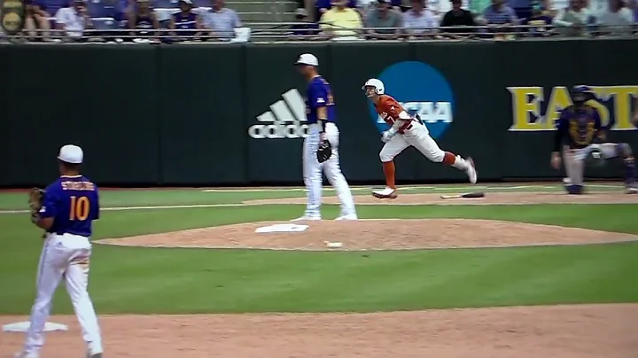 Texas baseball's Douglas Hodo III hits home run vs...