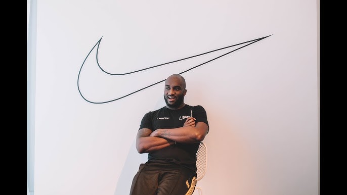 Watch drone light display for Virgil Abloh's final show for Louis