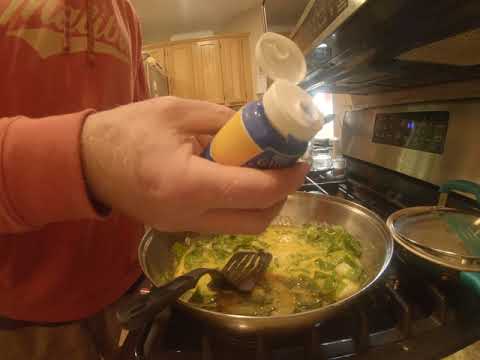 How to make some fluffy damn scrambled eggs - ala Gordon Ramsey maybe