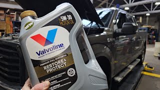 F150 5.0 Oil Change New Valvoline Restore Oil, FL820 Filter Not a FL500, Prime Oil System