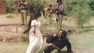 छेड़ेगा मुझको तो काटुंगी तुझको Chhedega Mujhko To Katungi Tujhko Lyrics in Hindi