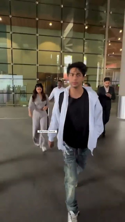 Aryan Khan and Suhana Khan spotted together, serving sibling goals