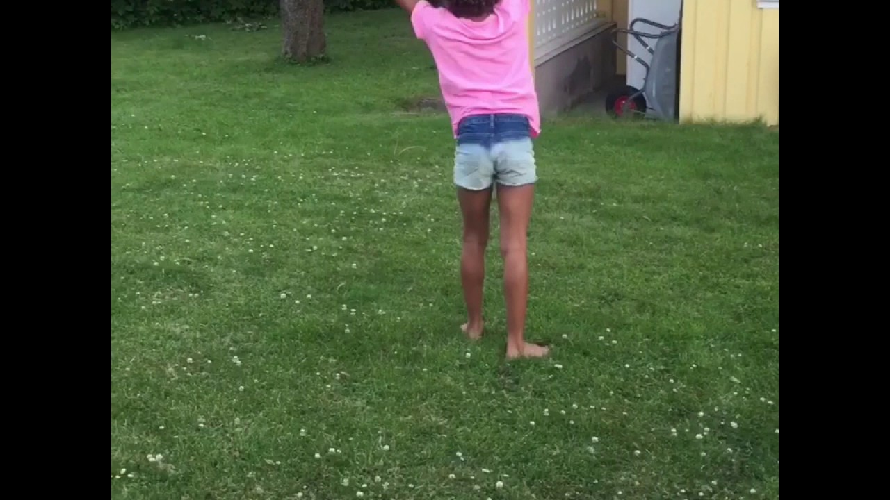 2017-07-01 Eliana holder turnoppvisninh i Røaveien