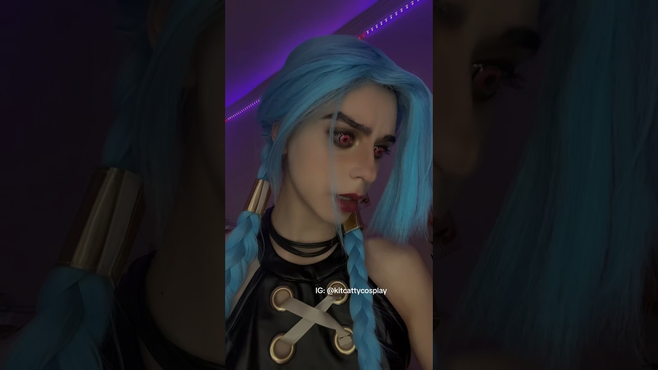 I feel so bad for her :( #cosplay #leagueoflegends #arcane #jinxarcane #jinx #cosplaygirl