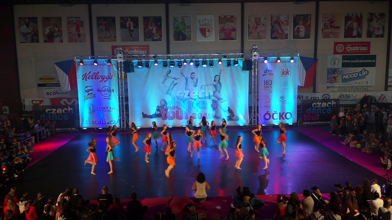 26. Happy-dance - Pomáda cheekleaders benefit