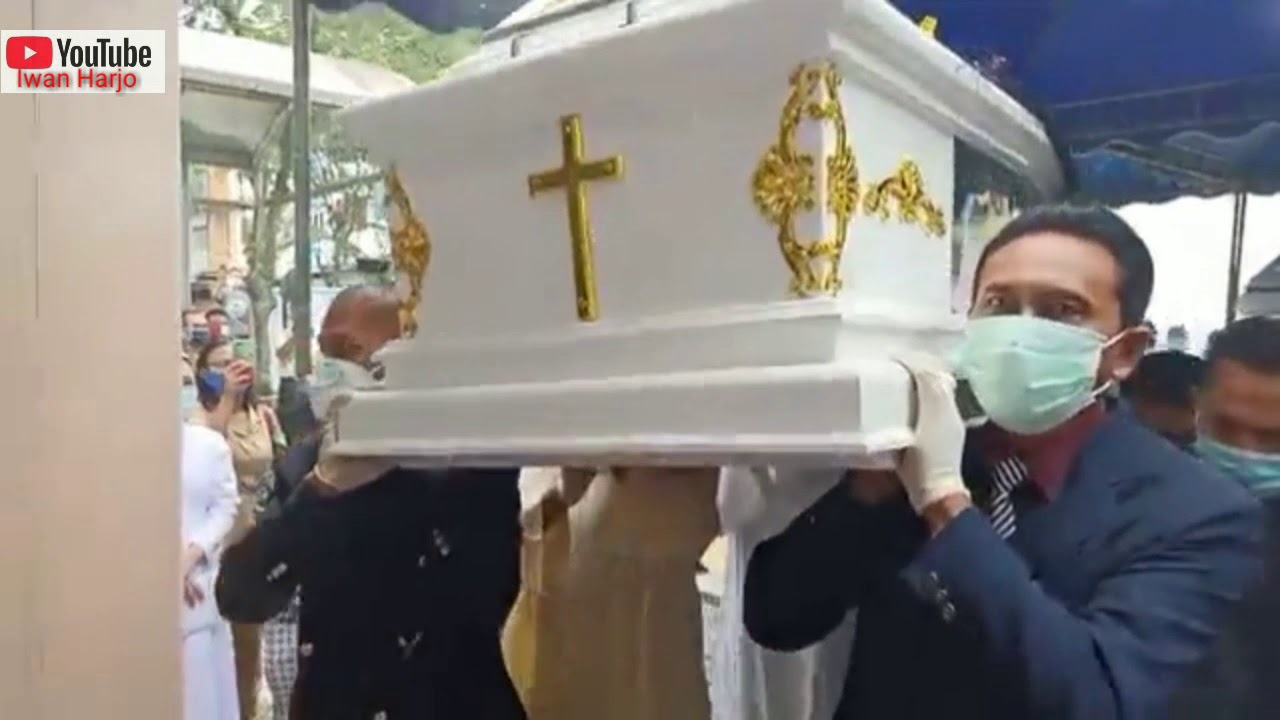 Penjemputan Jenazah Mgr. Anicetus B Sinaga OFMCap dari Medan ke Sibolga