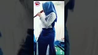 Biduan Hijab Pantatnya Mantaaappp 😘😘