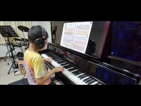 เพลง สาลิกาชมเดือน จากหนังสือดรุณดุริยางค์ เล่น 3