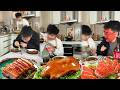 这是趁我不在给我惊喜吗?在爆香的红烧肉上面放芥末和食盐?看看谁能笑到最后