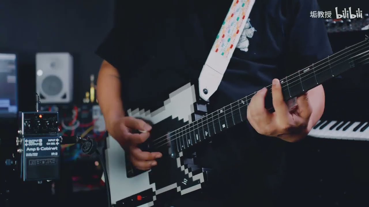 Mojolnir Pixel Zero Electric Guitar — Bold Sound | Mojolnir