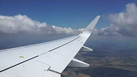 Lufthansa Airbus A320-271N take off from Munich