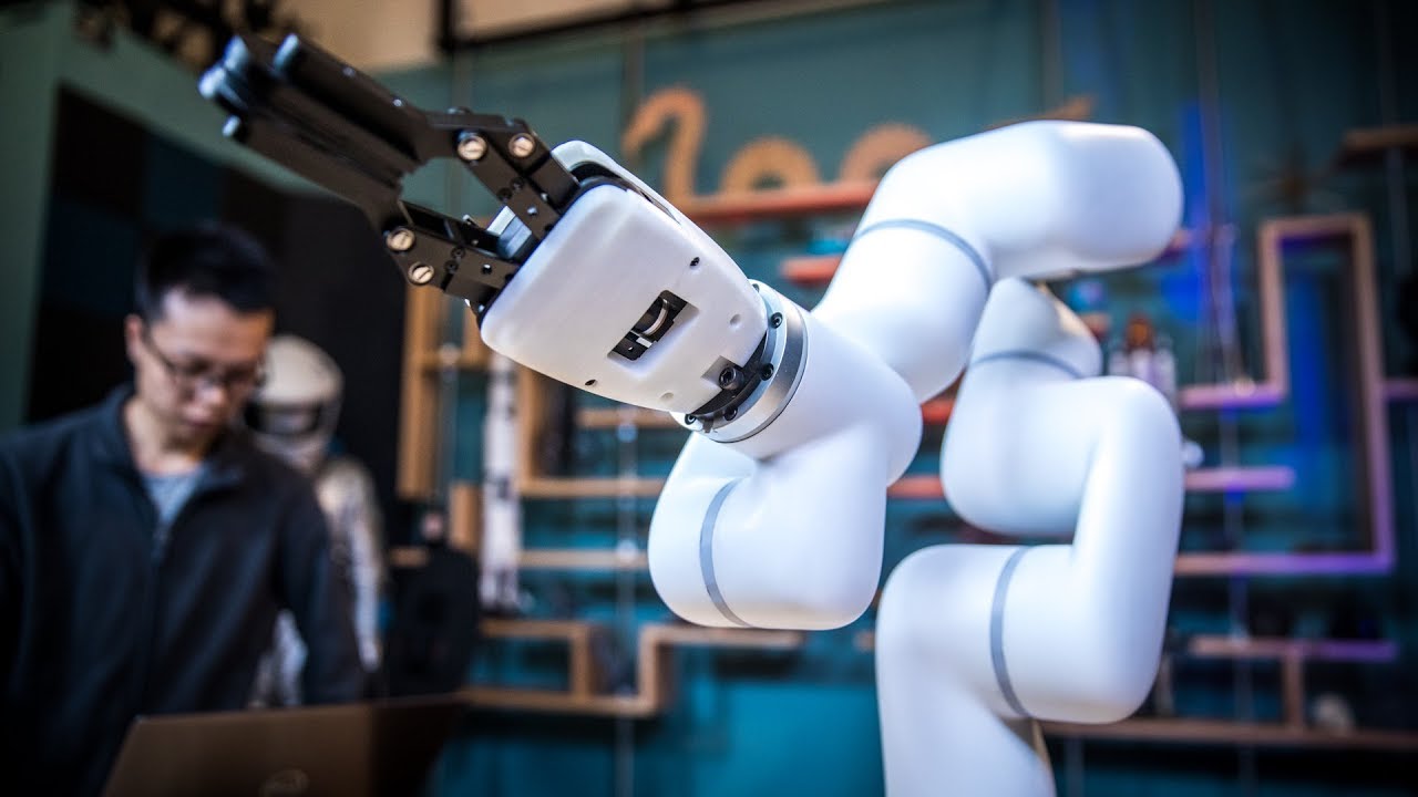 Meet the xArm 7 Programmable Robot Arm!