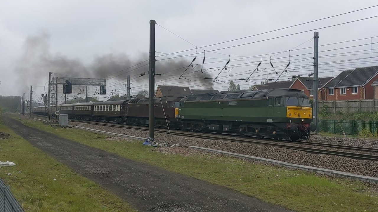 (Clag) 47815 Chugs its way past Dringhouses dragging 57316 & 47854 on the Northern Belle 1.5.22