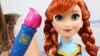 Kraina Lodu i Gorączka Lodu - Disney Frozen - Anna w Magicznej Sukience / Anna`s Magical Story Cape