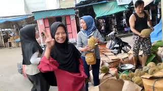 Download Lagu Karucuik Vs Durian Makanan khas minang berebut Semua orang ingin mencoba.Tapi sayang tak kebagian MP3