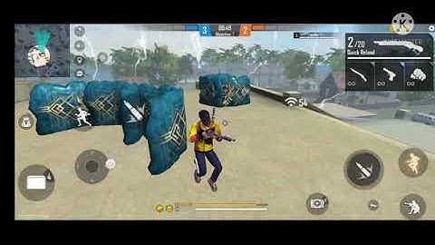 😃😃 Playing 1v1 custom with pro player that call me noob in free fire over power gameplay