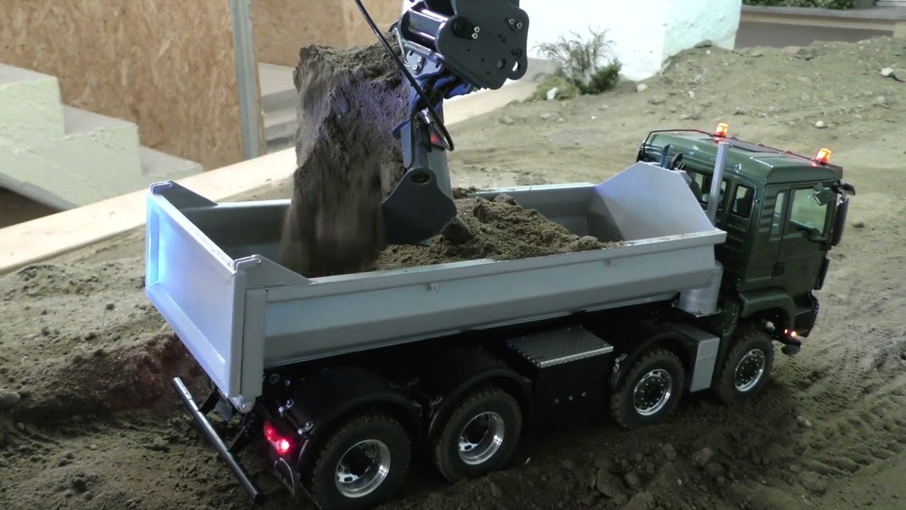 Liebherr 956 loads topsoil