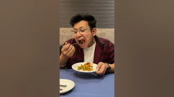 Non Veg or Veg Restaurant who serves best Paneer Tikka😳😜 thumbnail