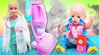 Puppen Video für Kinder mit Baby Born und Barbie. Warum hustet die Baby Born Puppe