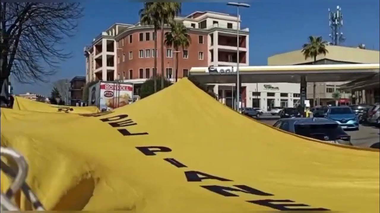 Frosinone, il flash mob di Legambiente contro l’inquinamento YouTube