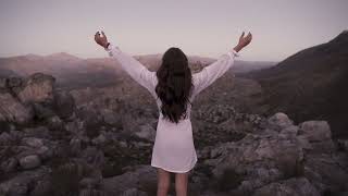 At the Mountain’s Peak | Easy Flow