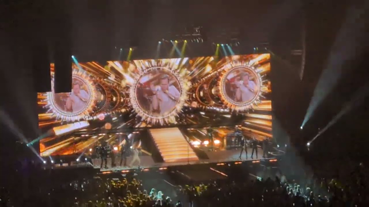 Olly Murs - Dance With Me Tonight, finale, live in Liverpool 15/05/2025