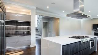 4 Laurence Ct, Closter, NJ 07624