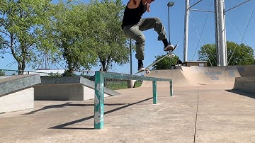 How to FRONTSIDE BLUNTSLIDE