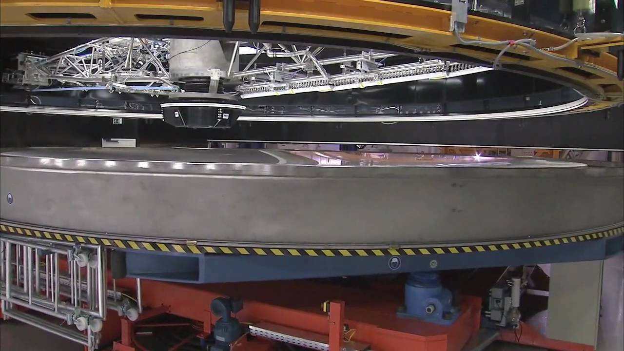 Documentary backdrop image for How to Wrangle a Giant Telescope Mirror (2010)
