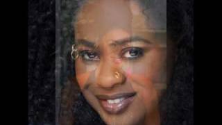 Watch Nathalie Makoma I Wont Forget video