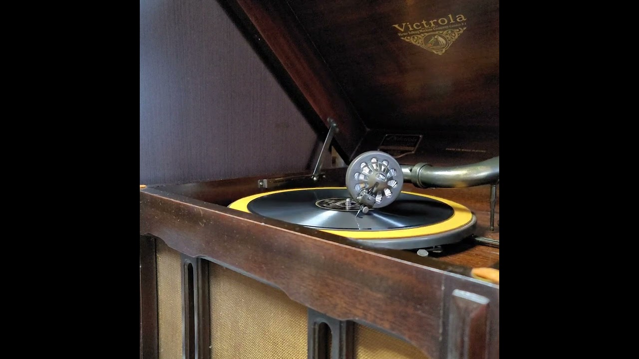 Lucienne Boyer（リュシエンヌ・ボワイエ）♪Dans La Fumee♪ 1930年