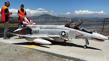Unbelievable: Giant F4 Phantom Rc Jet