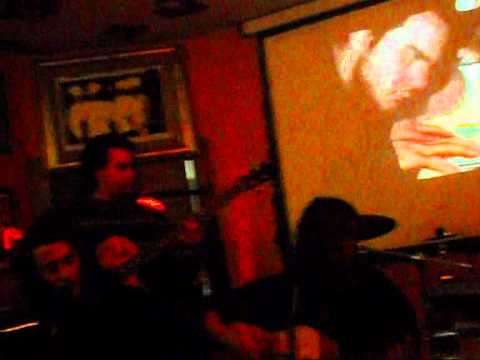 YouTube에서 Maleta(Delibra) - Cover Black - Pearl Jam, live @ YouToo 보기