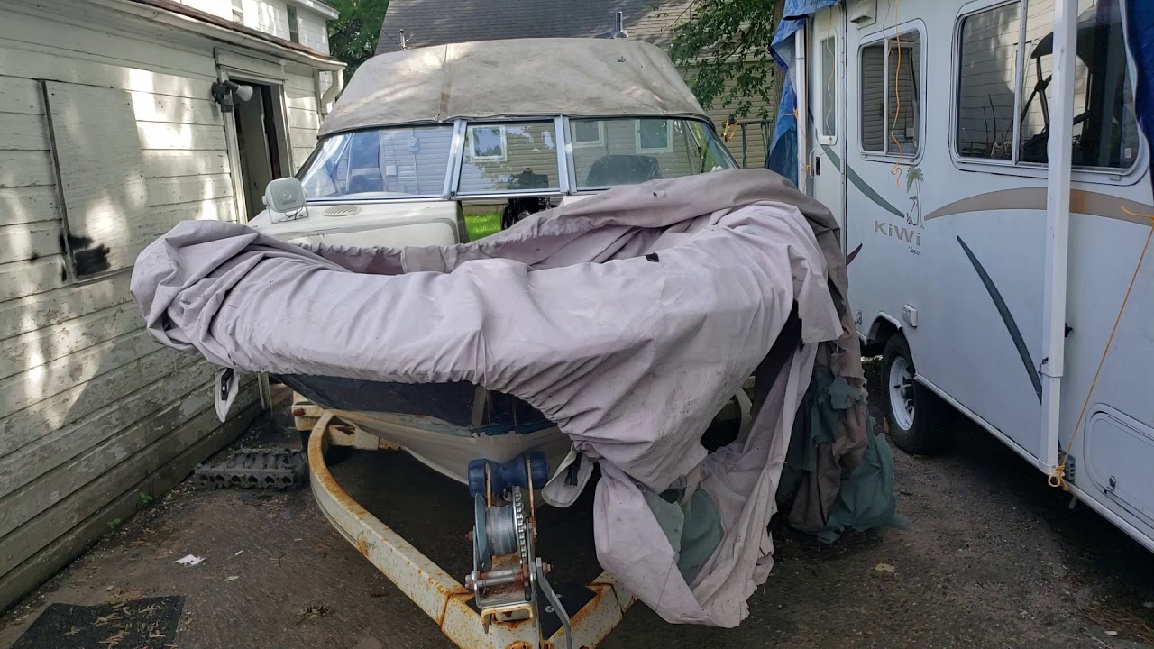 1995 bayliner capri 1700. 120hp motor