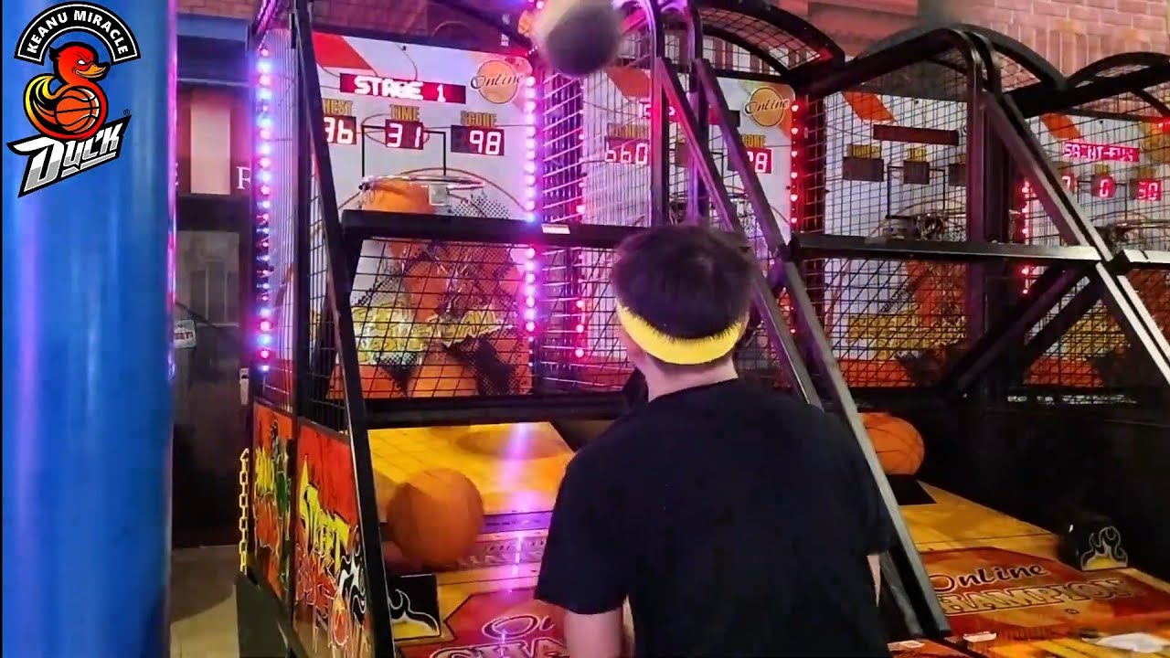 Street Basketball Champion Highscore 717pts with 7 balls at Transmart Graha Raya