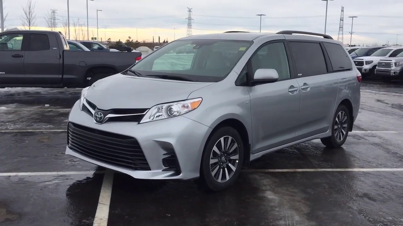 2019 toyota sienna le awd passenger van