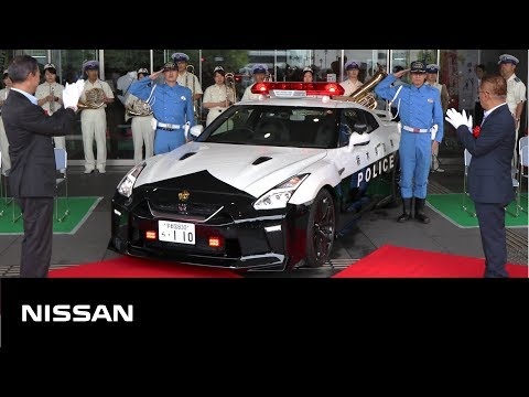 ?GT-R?????????????? Japan's first R35 GT-R police car delivered