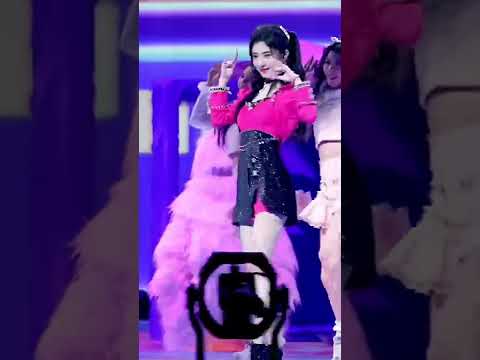 220227 快手 一千零一夜 콰이쇼우 일천령일야 《0.2s》 세로 직캠 ver.ㅣ鞠婧祎 쥐징이 Jujingyi