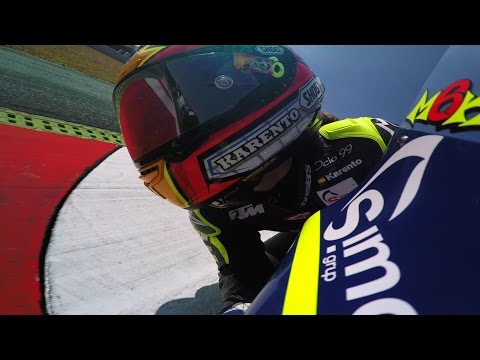 Video: María Herrera tshiab Repsol rider hauv CEV