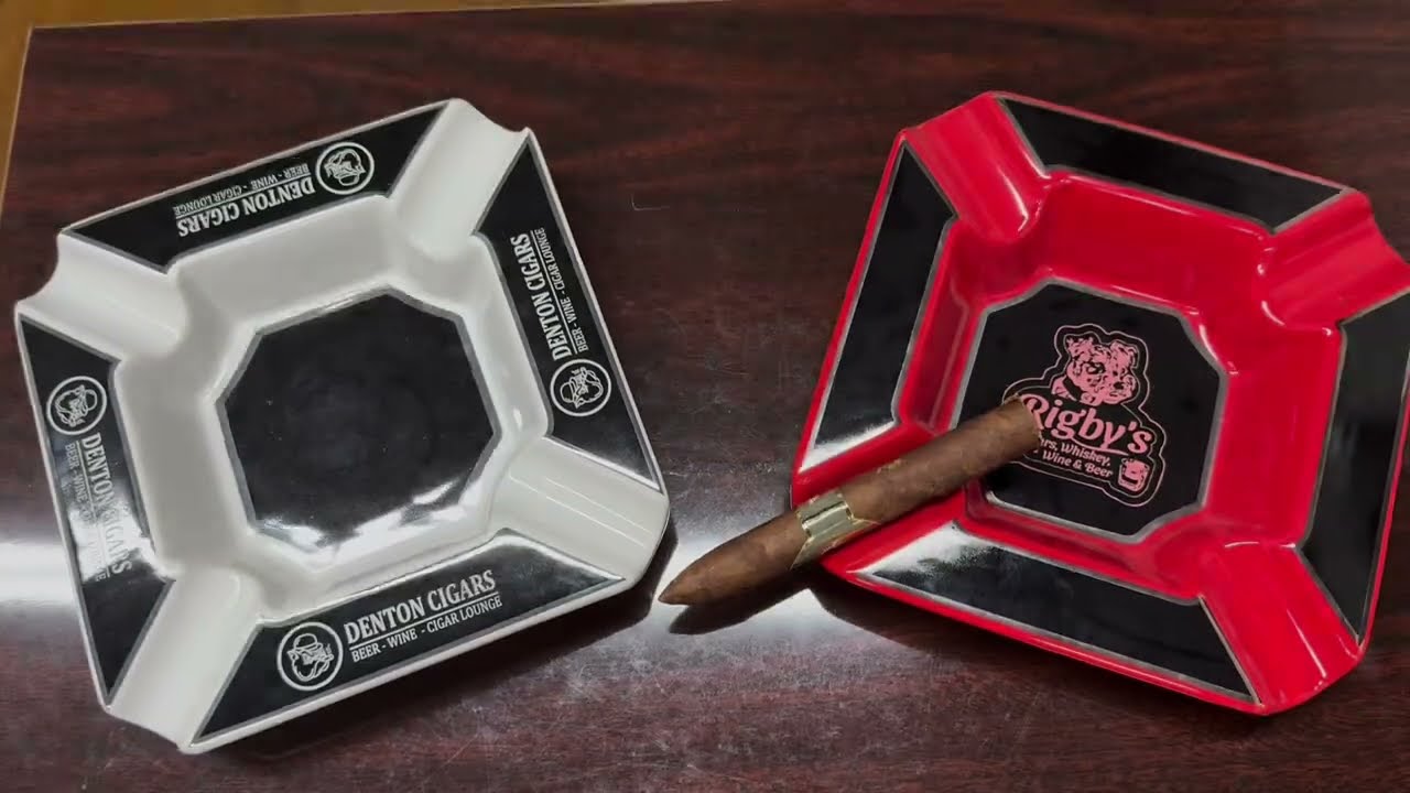 Visol Festus Large Cigar Ashtray - Matte Black and Red – Lighters
