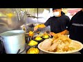 【爆盛り二郎系】ミニラーメンで麺300g！完全に量がバグってるお店の厨房潜入！Explosive ramen shop in Japan