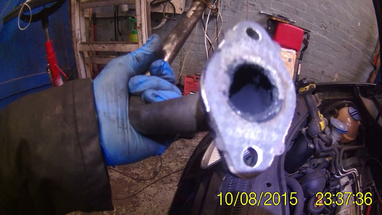 VW GOLF COOLANT LEAK - YouTube