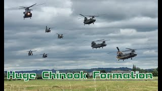 Formation Flying with 7 RAF Chinooks [4K video]